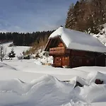 Waldheimathuetten * Sankt Kathrein am Hauenstein