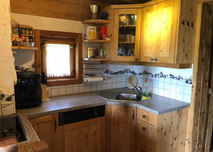 Waldheimathuette * Sankt Kathrein am Hauenstein